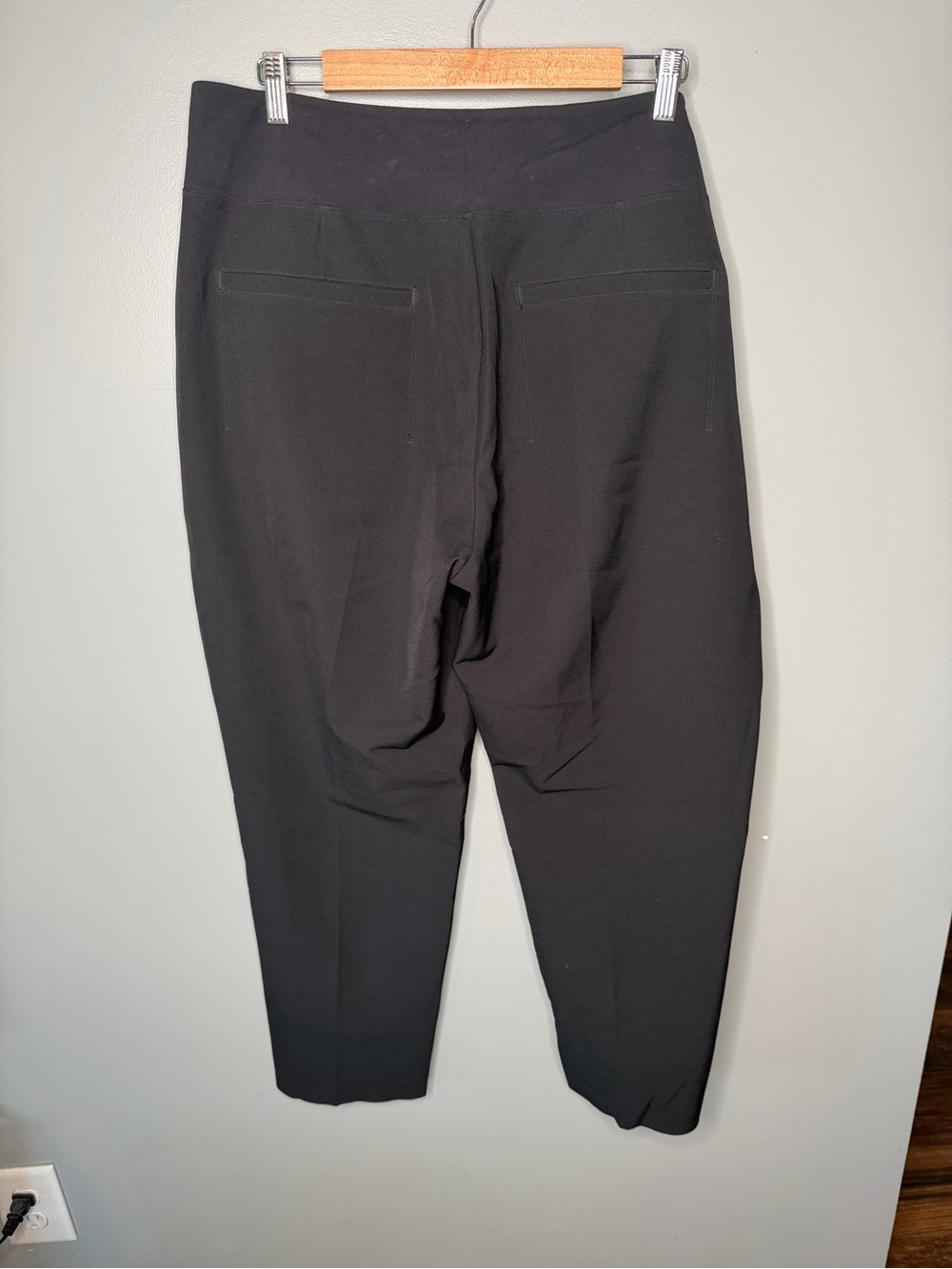 Athleta Endless High Rise Pant - Picture 3 of 10